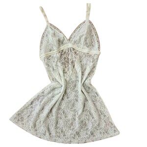 La vie en rose White Lace slip dress low back